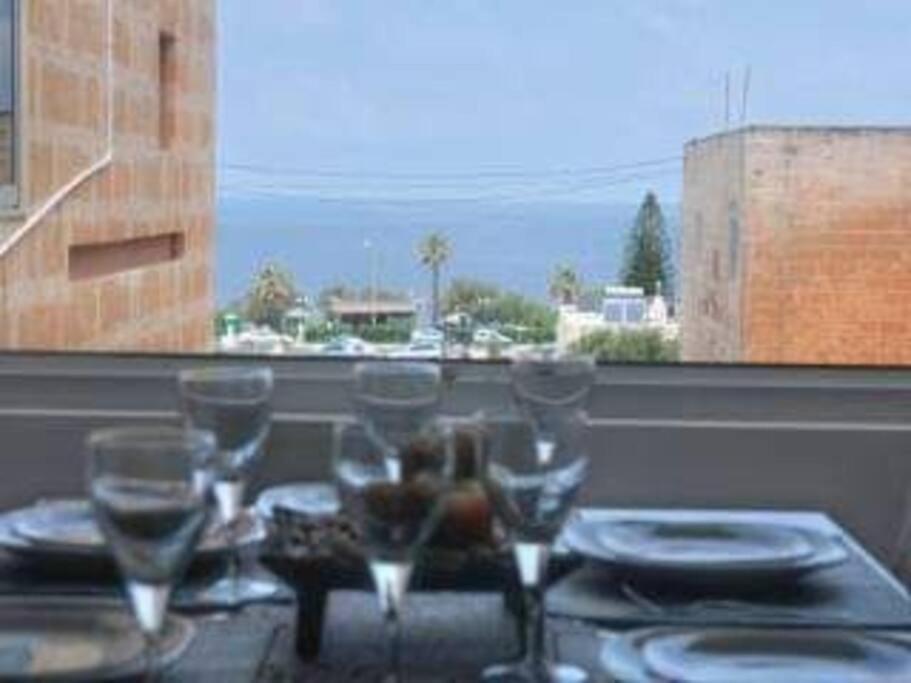 Private In A Modern With Pool And Sea View Apartman